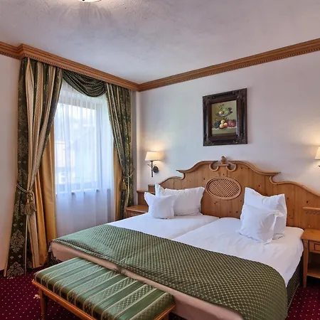 Mercure Binderbubi & 4* シギショアラ